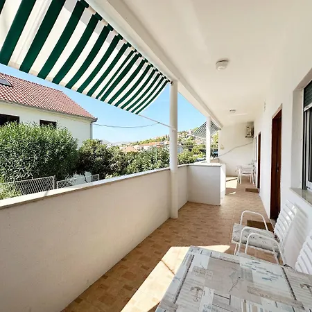Apartments Kaza Trogir Exterior photo