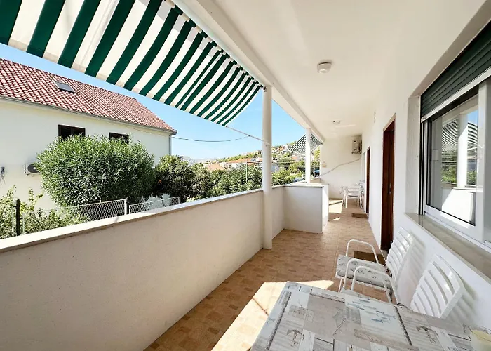 Apartments Kaza